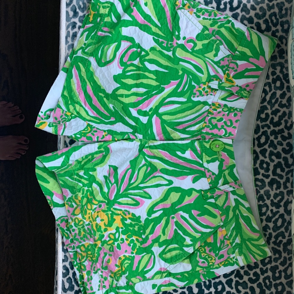 Lily Pulitzer shorts 0